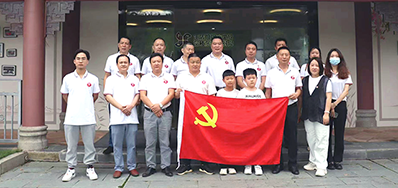 88858cc永利党支部加入举行致敬“都会美容师”慰问活动