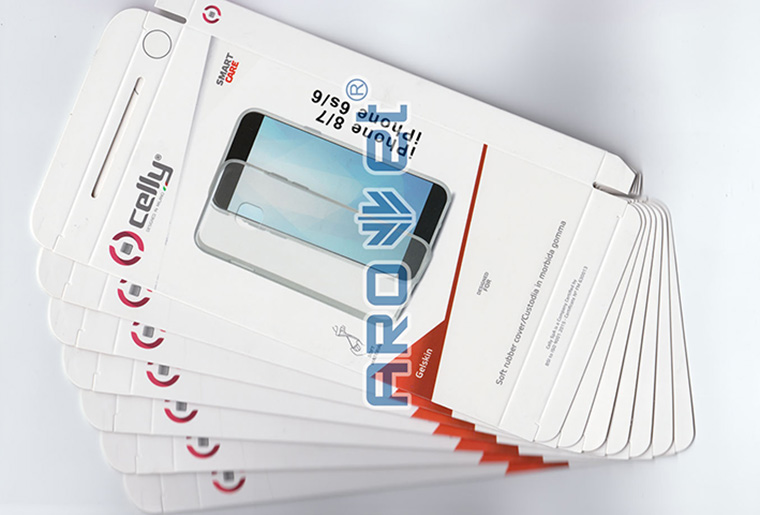 88858cc永利SP-9022喷码机在手机外包装盒上赋码