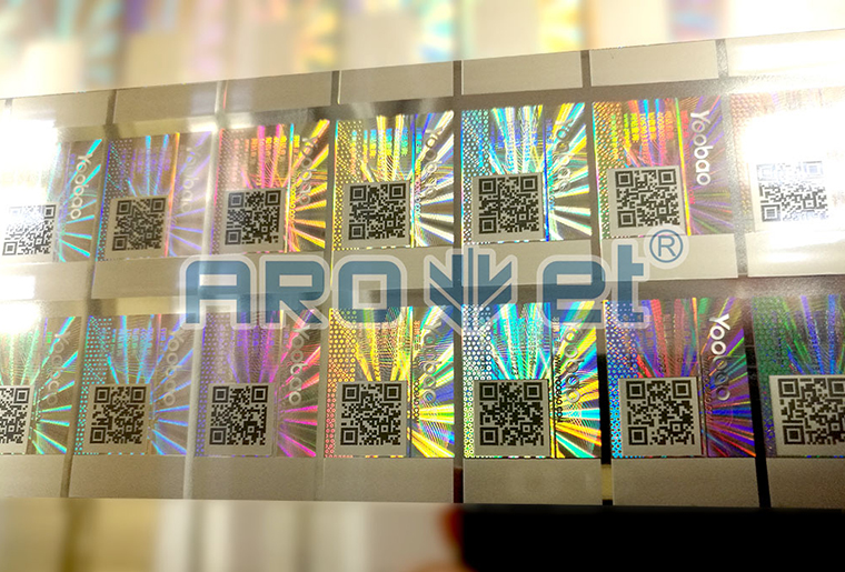 88858cc永利X1双头喷码装备在镭射防伪标签上的应用